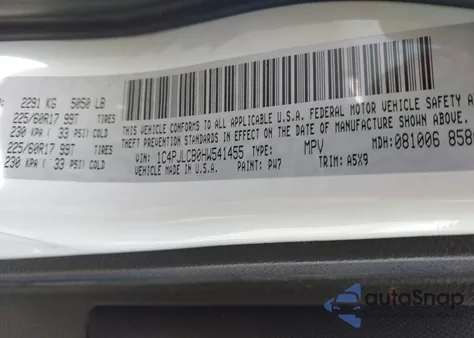 2017 Jeep Cherokee Latitude Fwd from USA, damaged, VIN 1C4PJLCB0HW541455